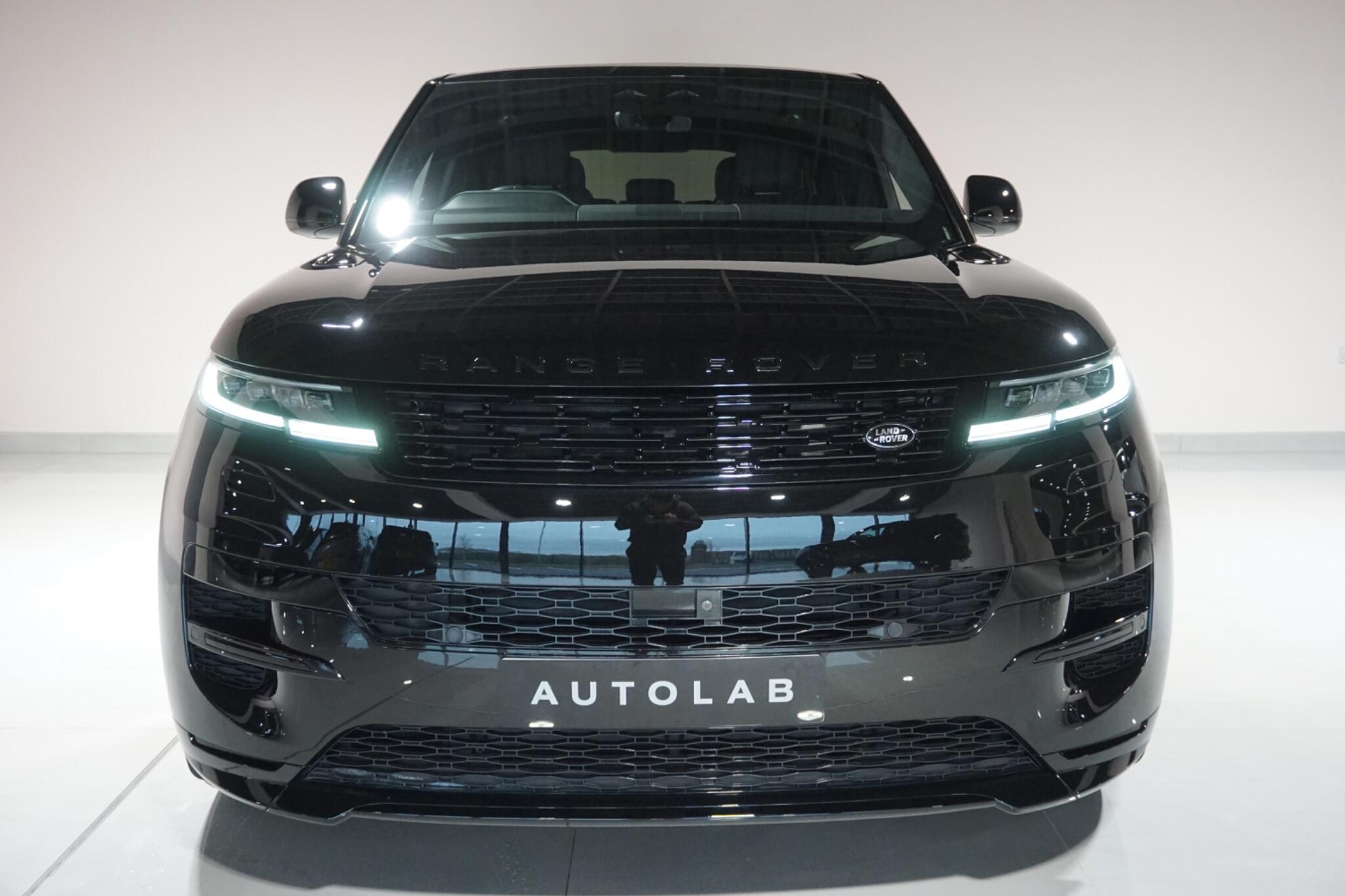 Land Rover Range Rover Sport 3.0 D300 MHEV Dynamic SE SUV 5dr Diesel Auto 4WD Euro 6 (s/s) (300 ps)